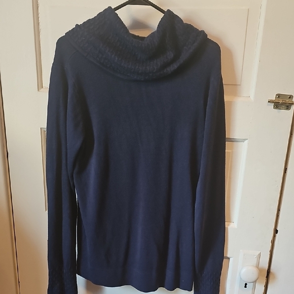 Cozy Blue Cowl Neck Sweater with Long Sleeves - Picture 3 of 3